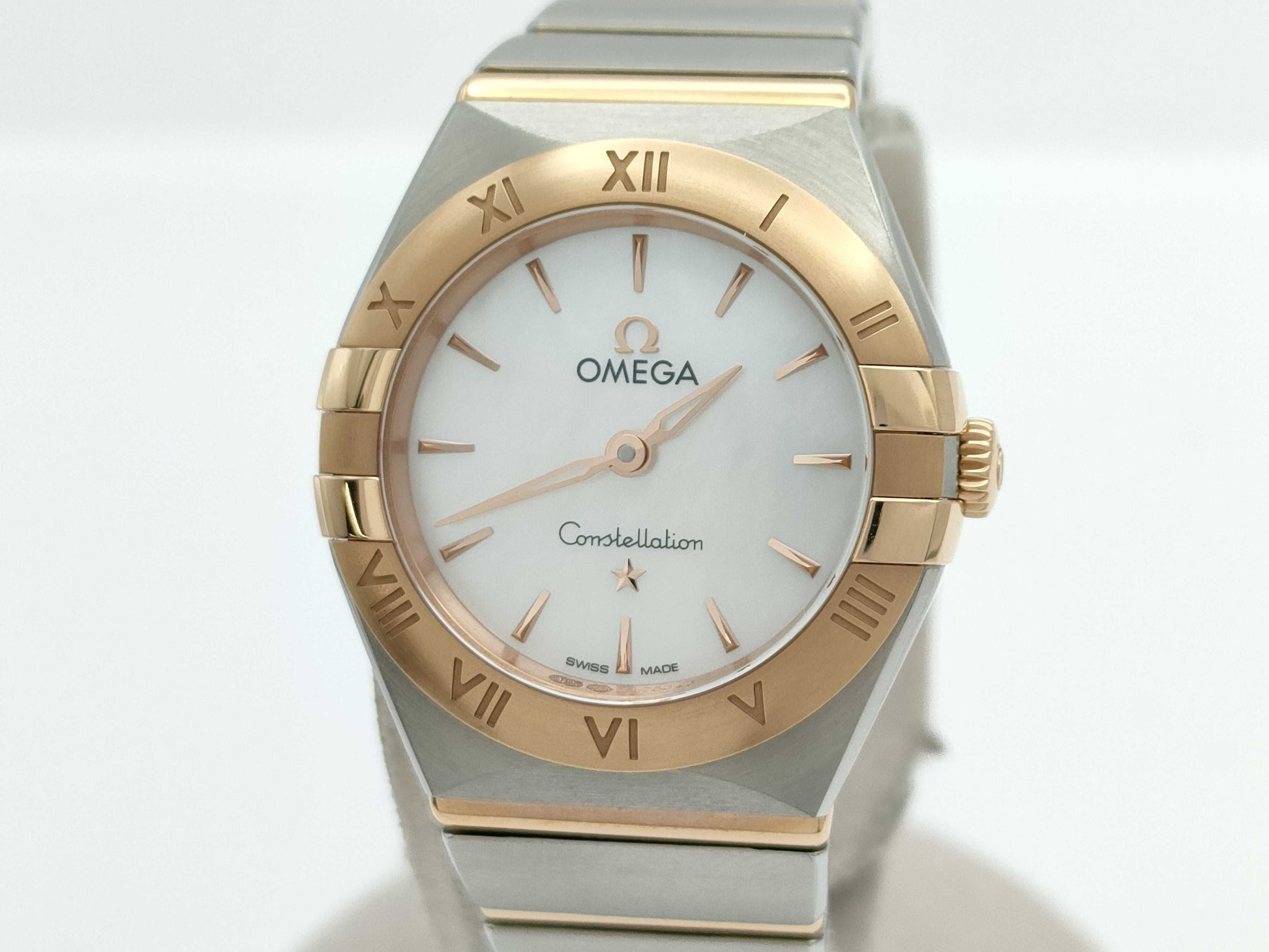 OMEGA Constellation 131.20.25.60.05.001 93009523 Quartz Shell Dial Women's Watch