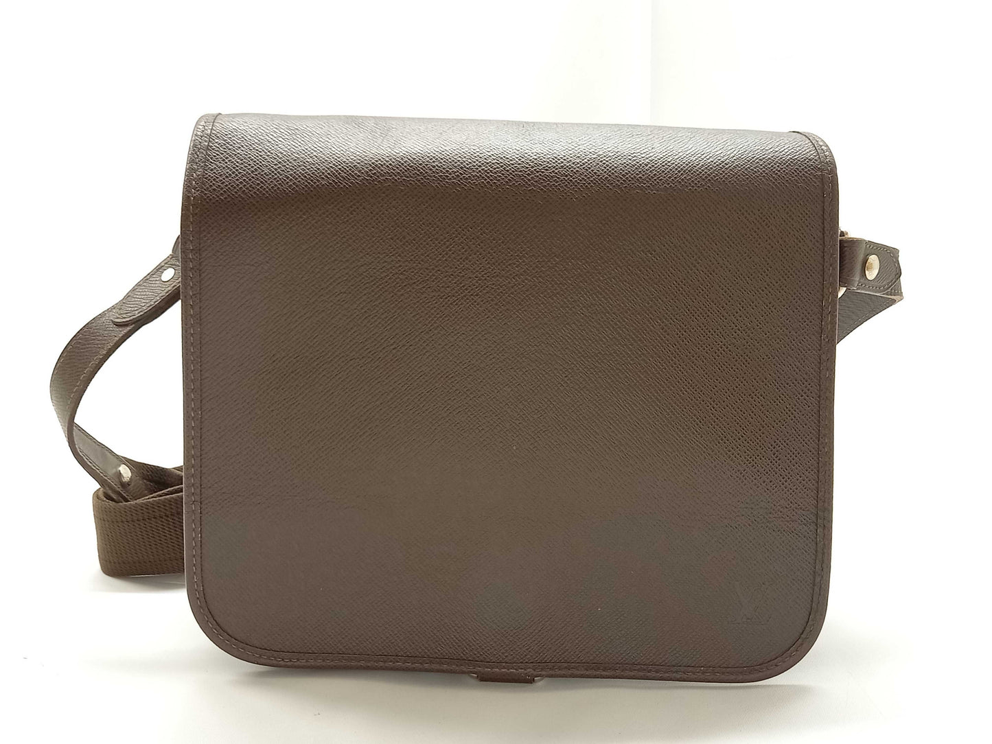 LOUIS VUITTON Taiga Andrei/Brown Shoulder Bag