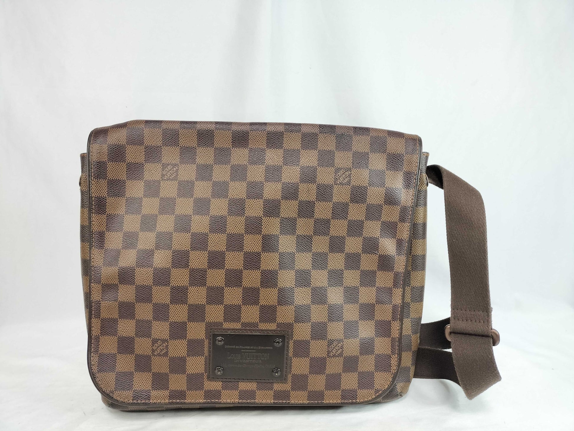 LOUIS VUITTON Damier N51211 Brooklyn MM Shoulder Bag
