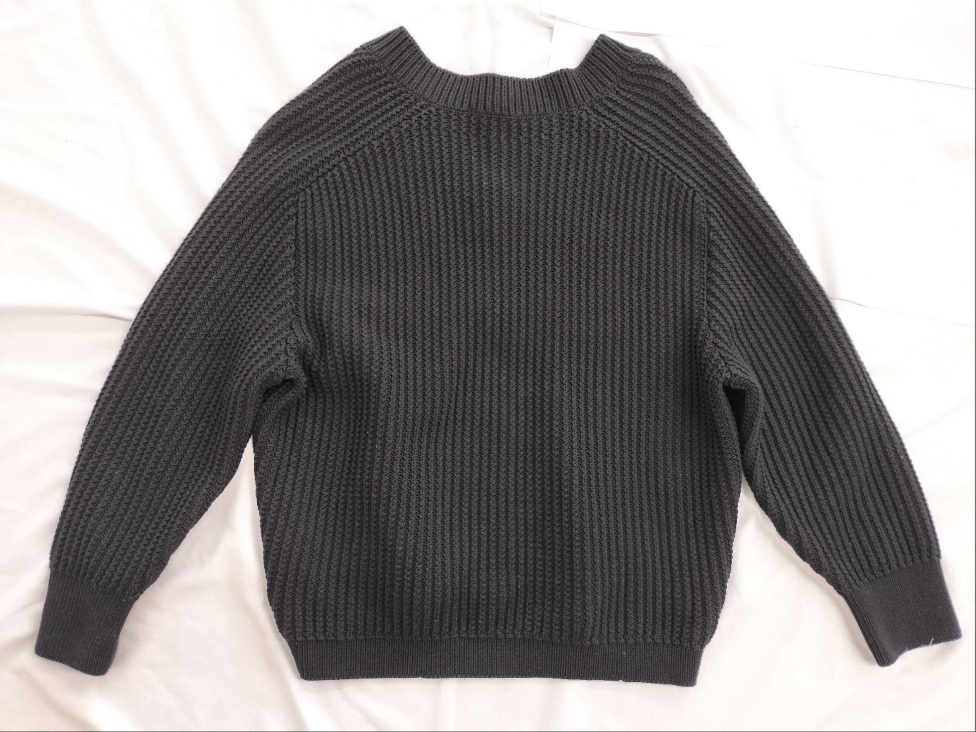LOUIS VUITTON V-neck sweater Other apparel