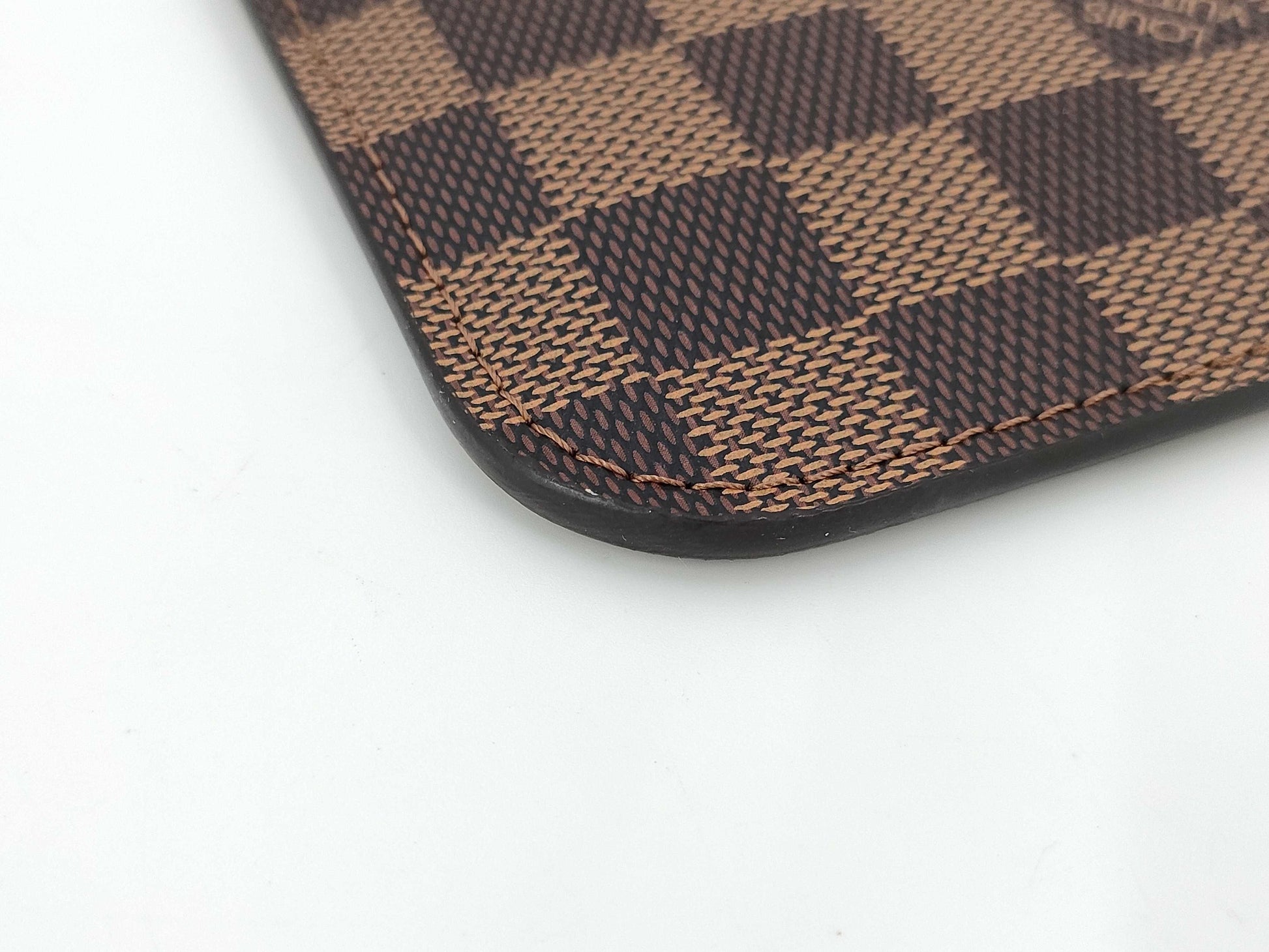 LOUIS VUITTON Damier Pouch Pouch