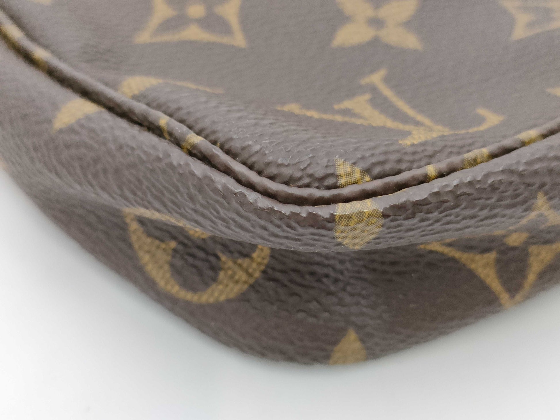 LOUIS VUITTON Monogram M40712 Pochette Accessoires Pouch