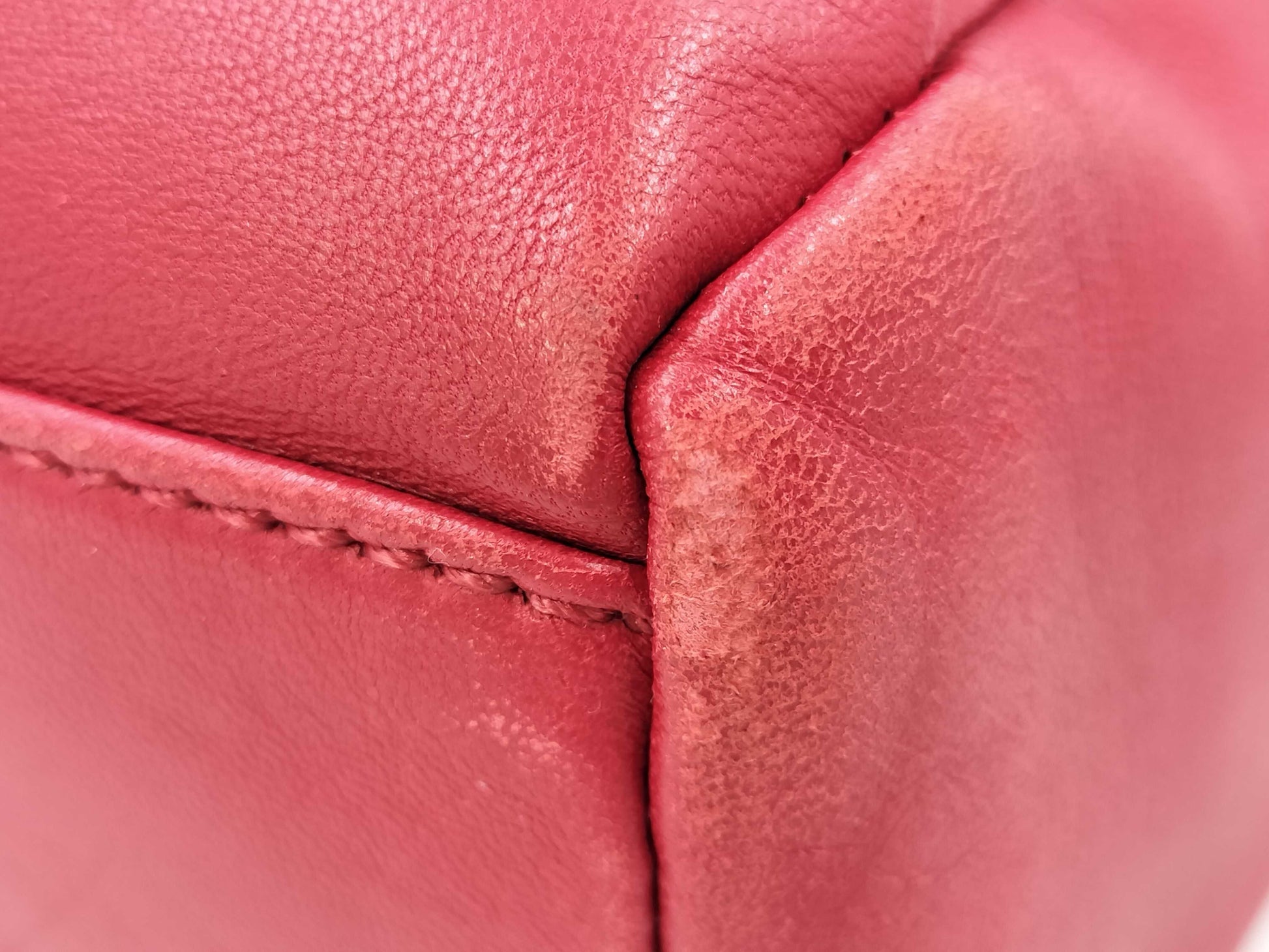 Salvatore Ferragamo Vara Ribbon One-Shoulder Shoulder Bag