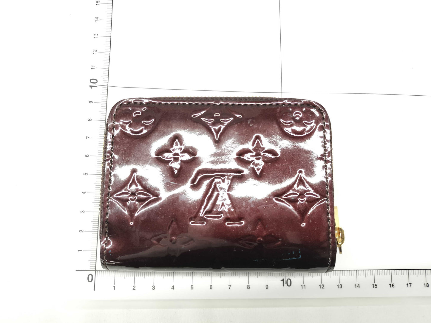 LOUIS VUITTON Vernis Zippy Coin Purse