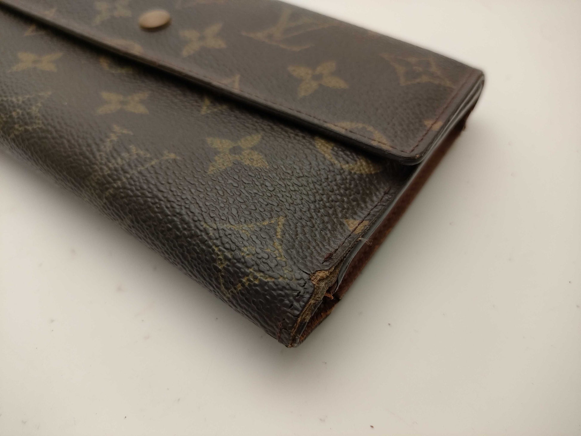 LOUIS VUITTON Monogram Wallet