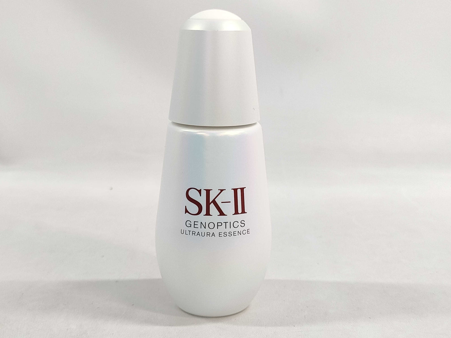 skii Genoptics Ultra Aura Essence 50ml Cosmetics