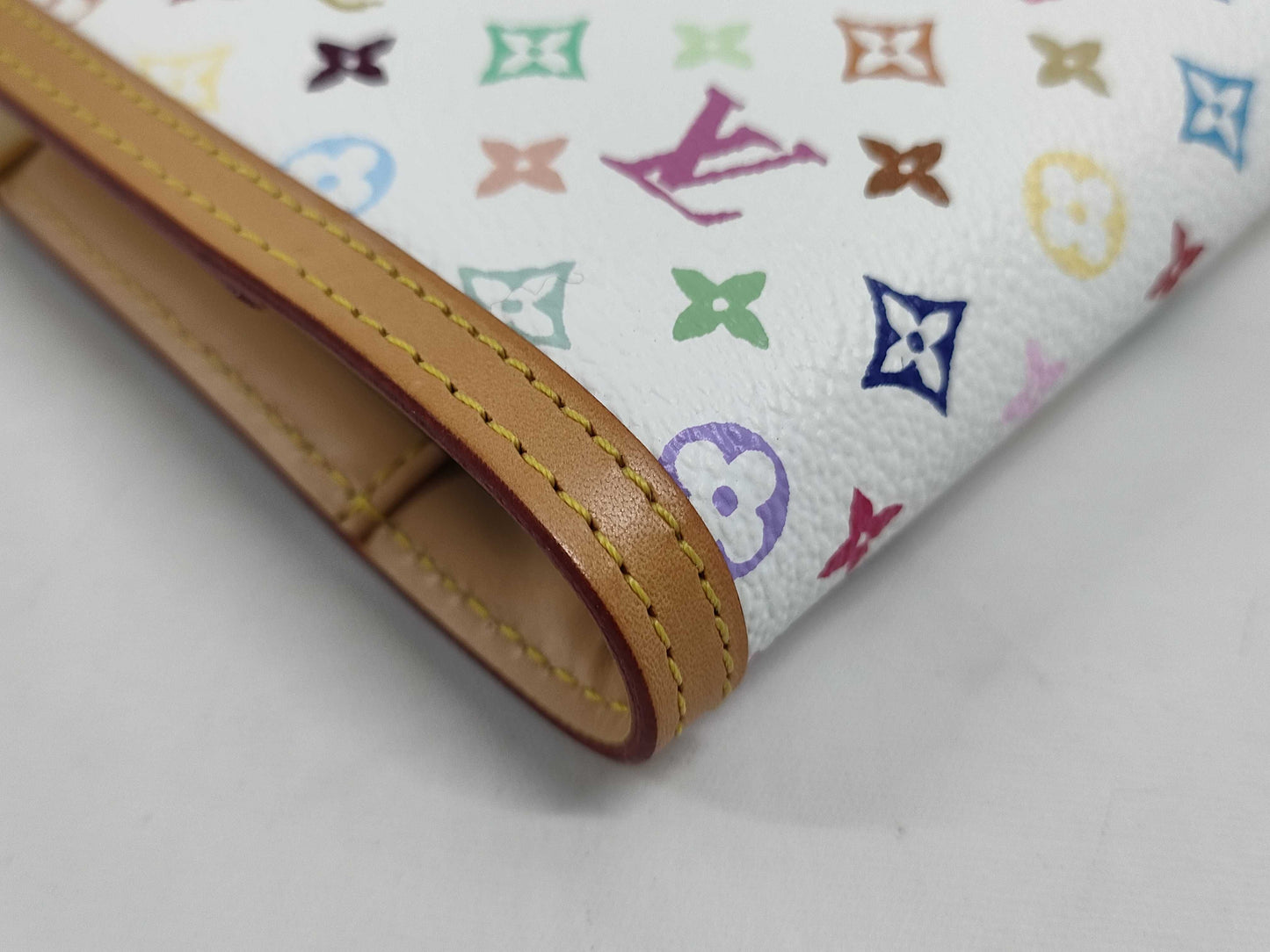 LOUIS VUITTON Agenda PM White Notebook Cover
