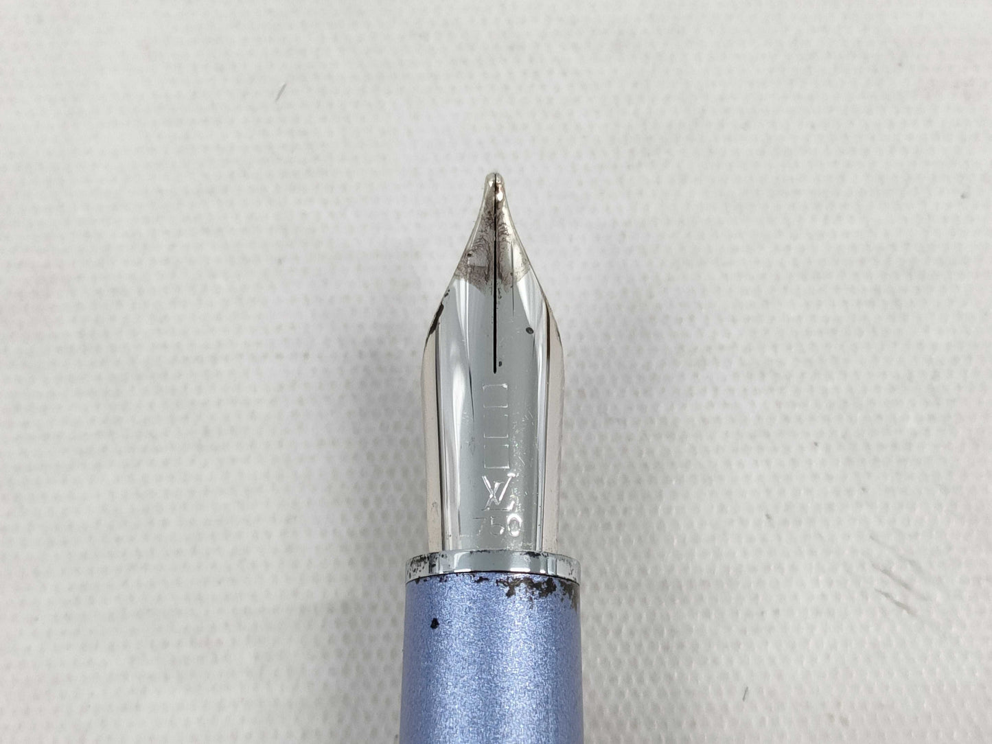LOUIS VUITTON Fountain Pen 750 Lines Pens & Fountain Pens