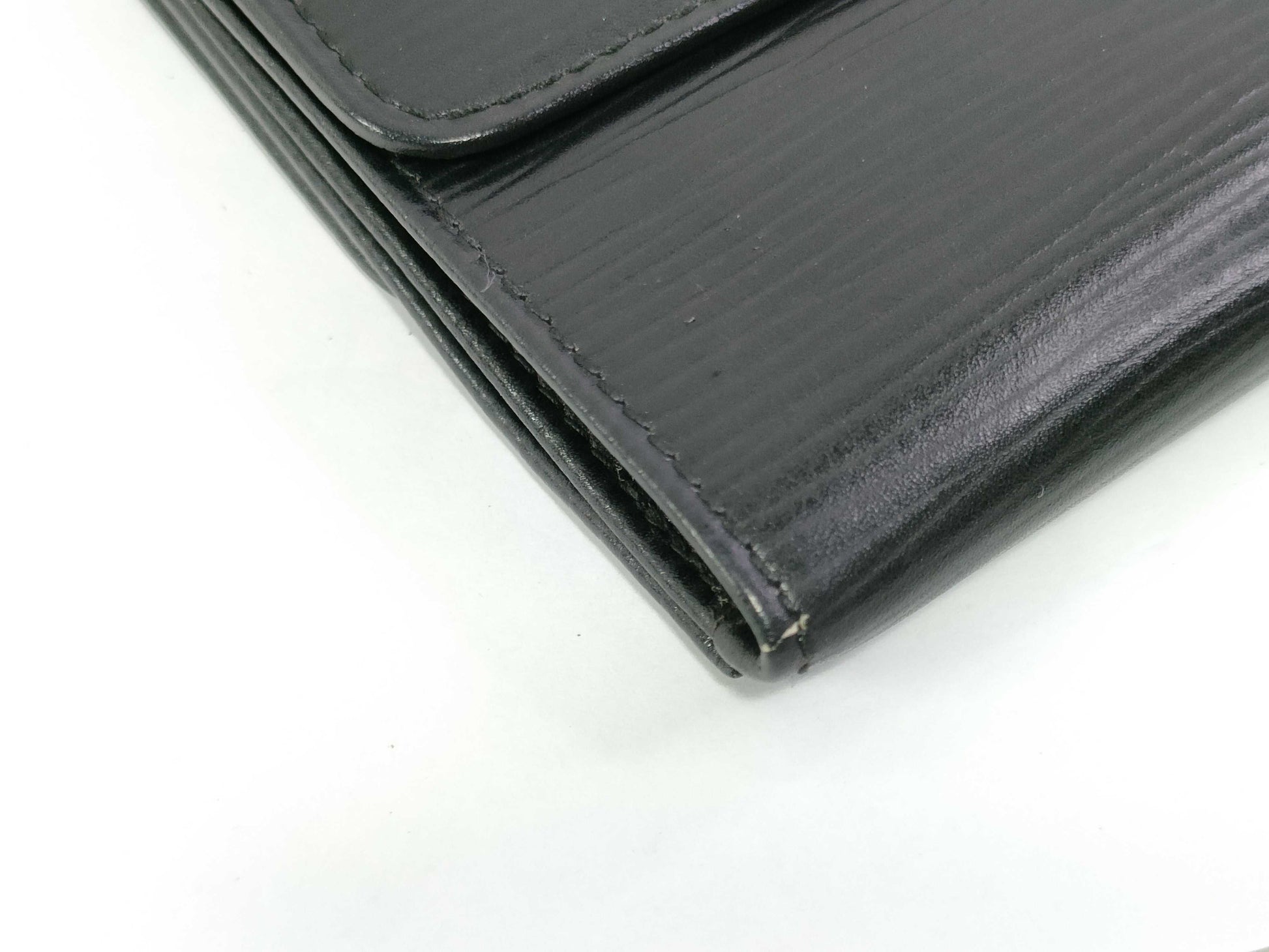 LOUIS VUITTON Epi Double Hook Wallet