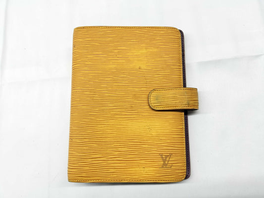 LOUIS VUITTON Epi Agenda MM Notebook Cover