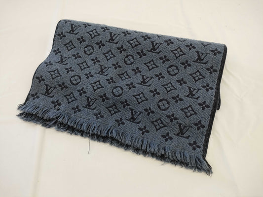 LOUIS VUITTON LV Monogram Echarpe Fringe Scarf