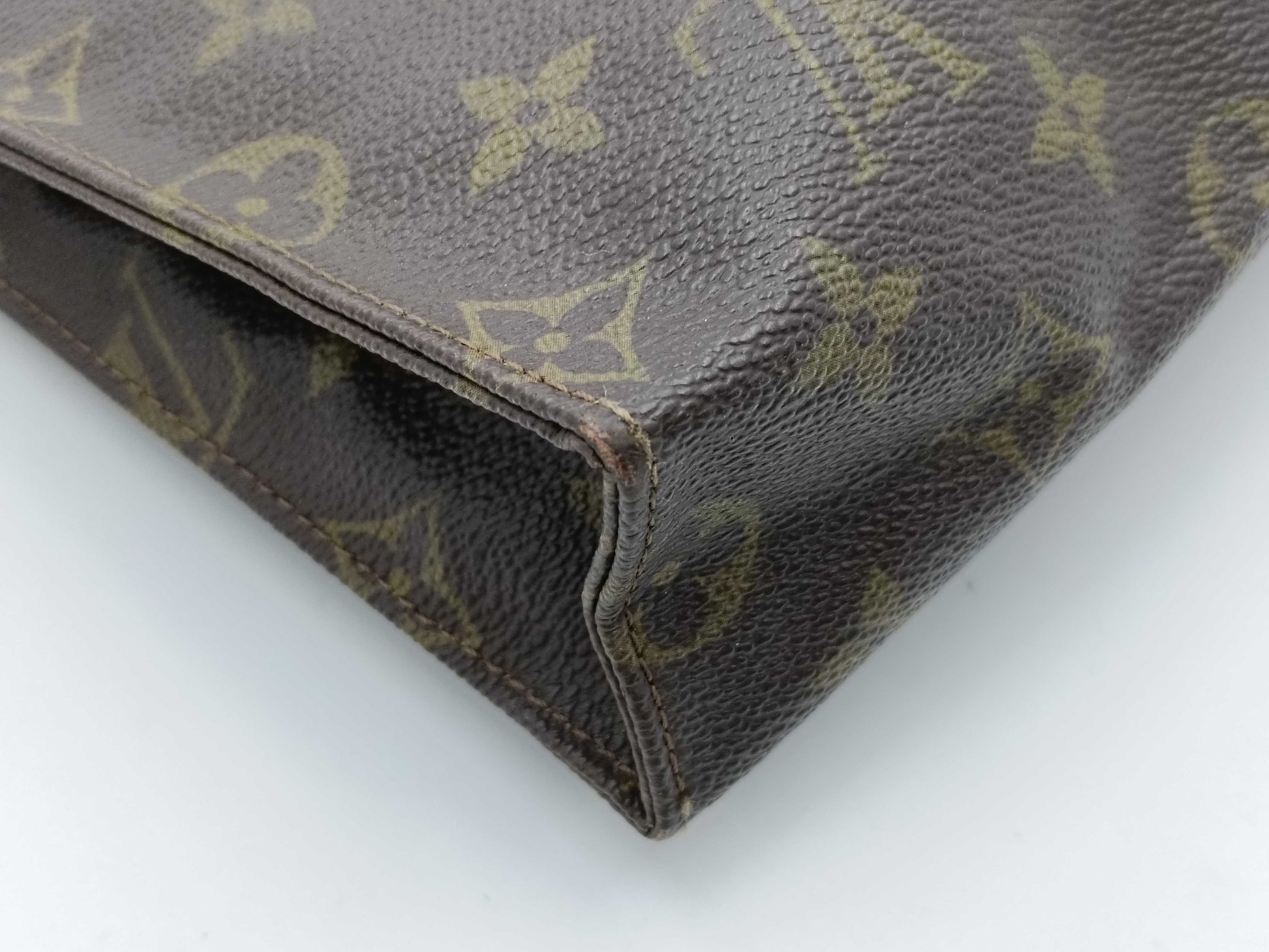 LOUIS VUITTON Monogram Pochette Toilette 26 Other Accessories