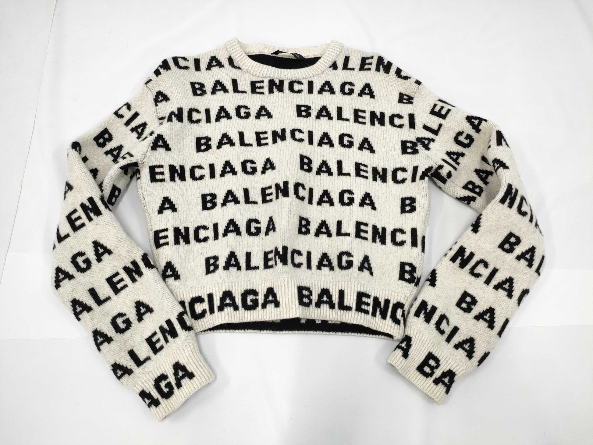 BALENCIAGA Logo Sweater Top