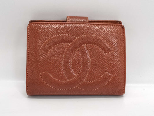 CHANEL Caviar Skin Wallet