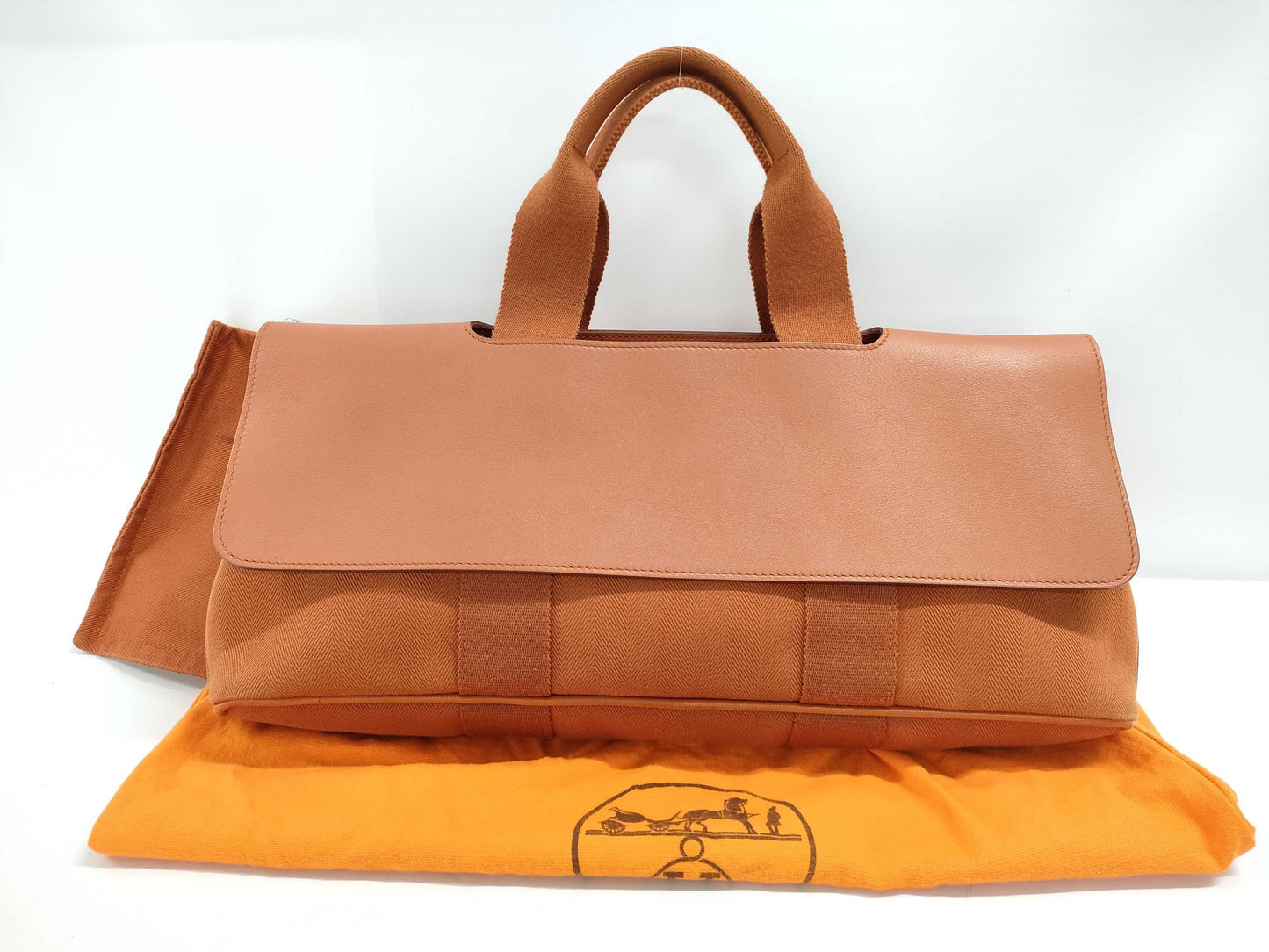 HERMES Valparaiso MM Long Handbag