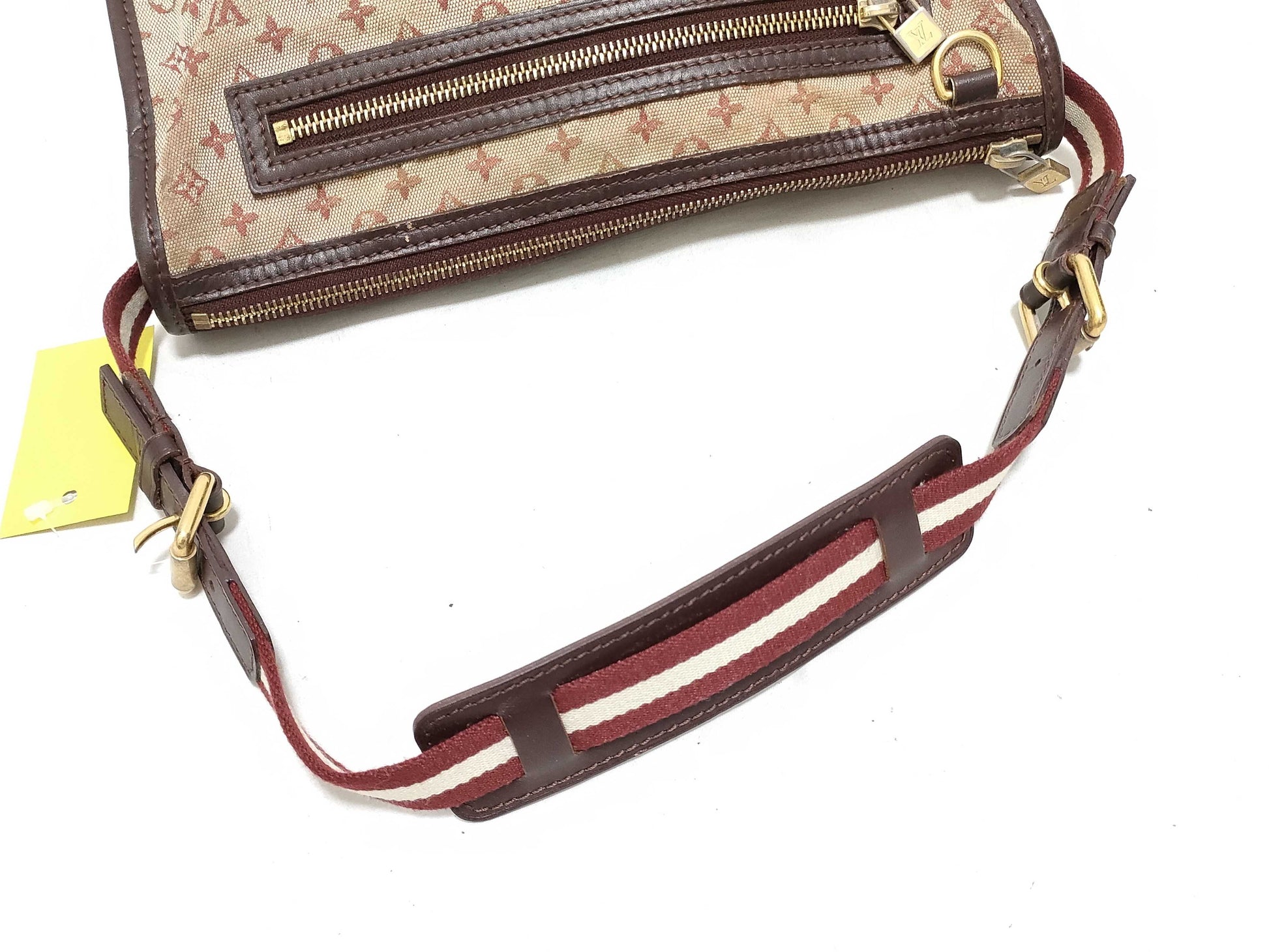 LOUIS VUITTON Monogram Mini Pochette Catherine Pink Shoulder Bag