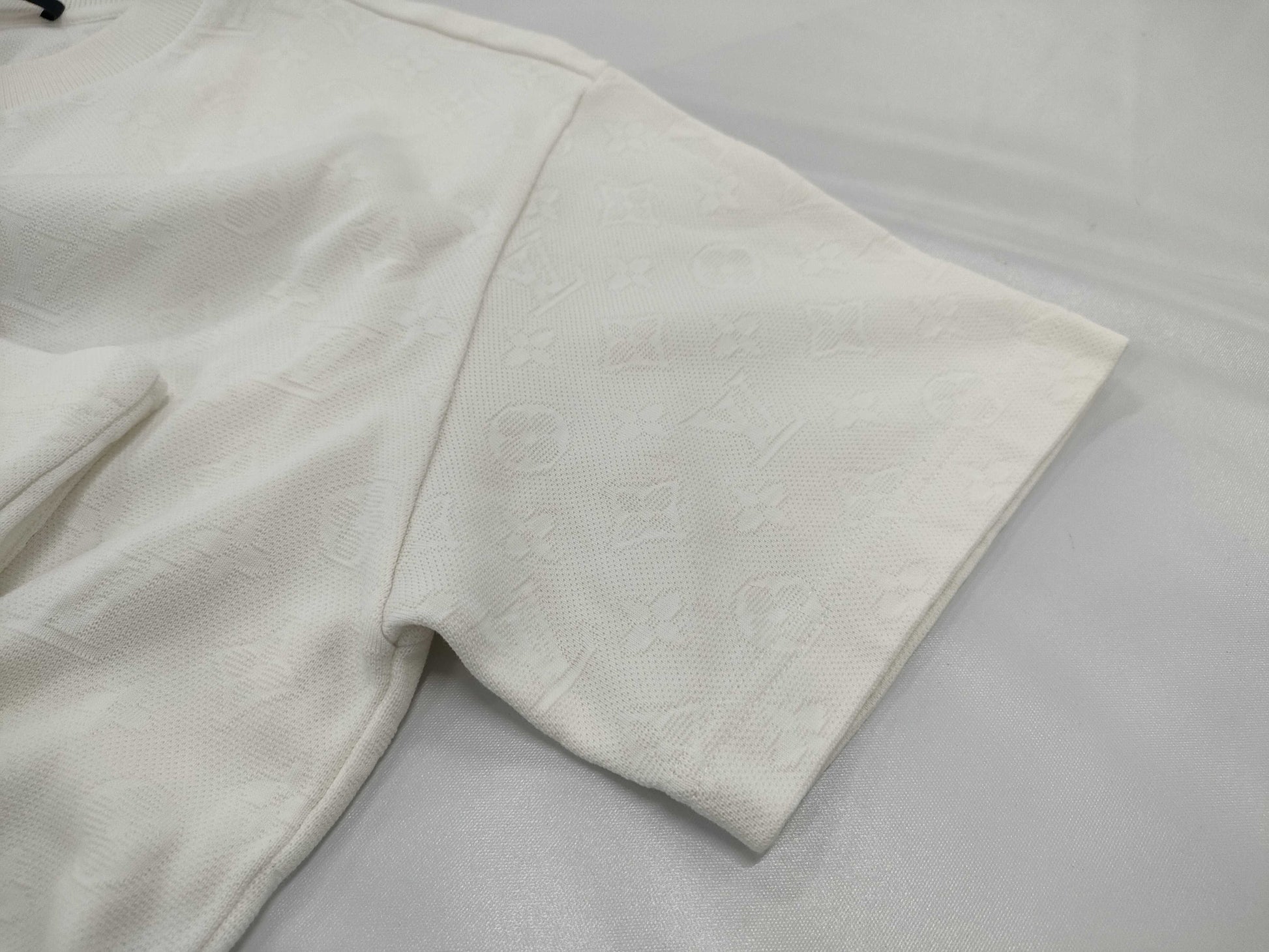 LOUIS VUITTON Monogram Pocket T-shirt Tops