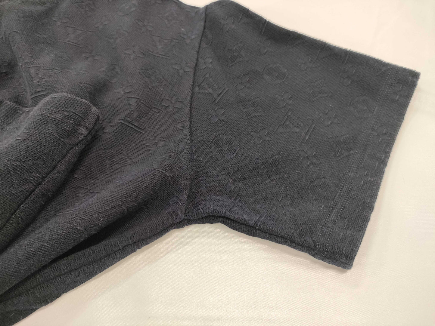 LOUIS VUITTON Monogram Pocket T-shirt Tops