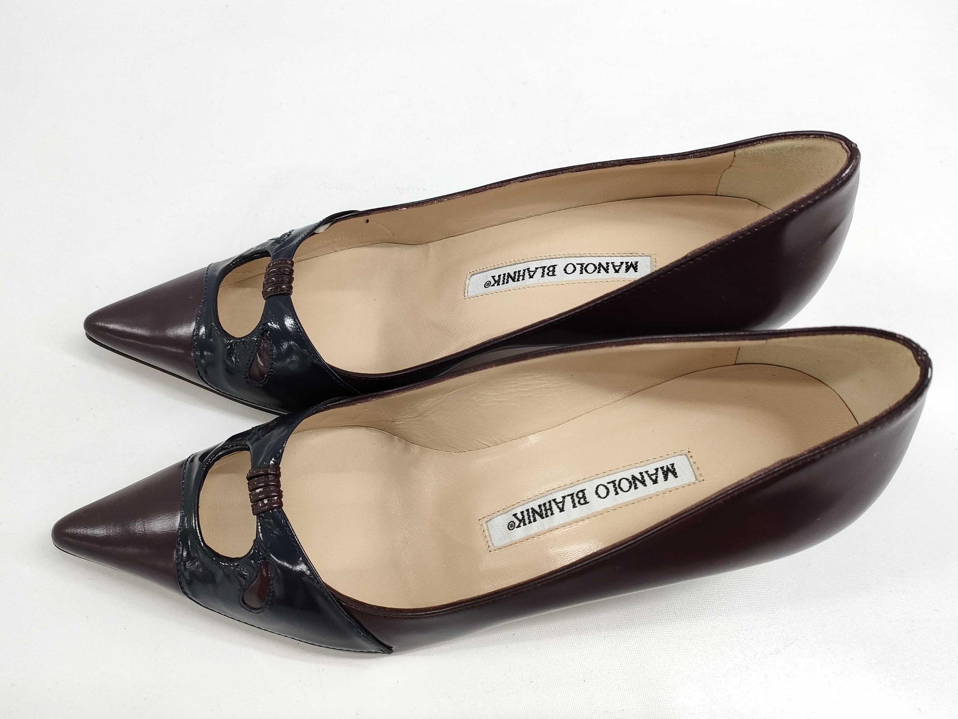 Manolo Brannik Boxed Heel Women's Watch Pumps