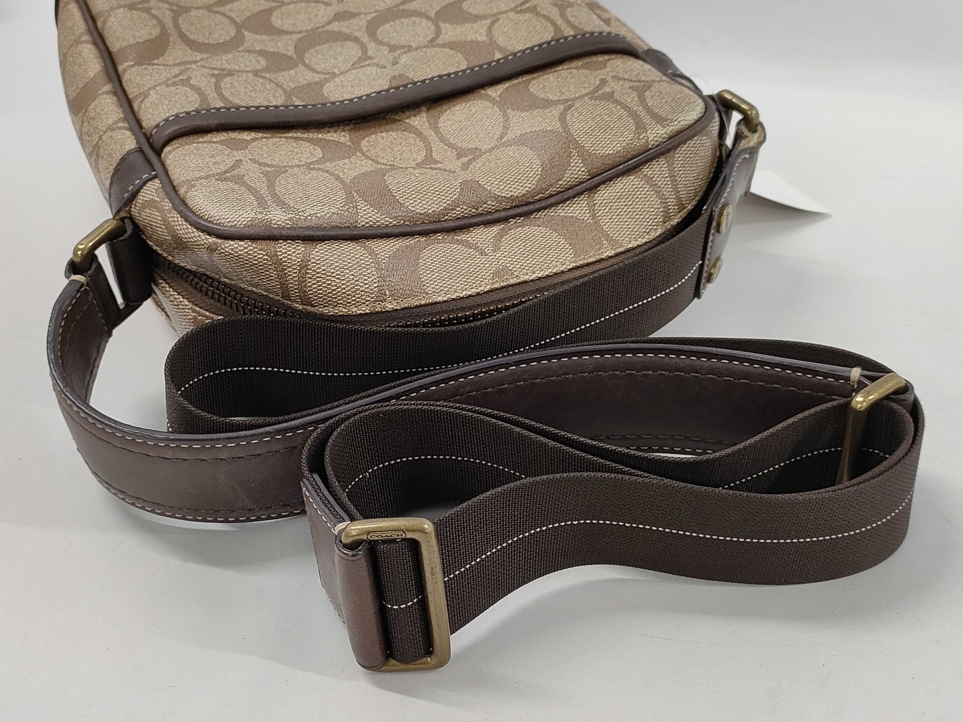 COACH Signature Coach Shoulder 70078 Shoulder Bag