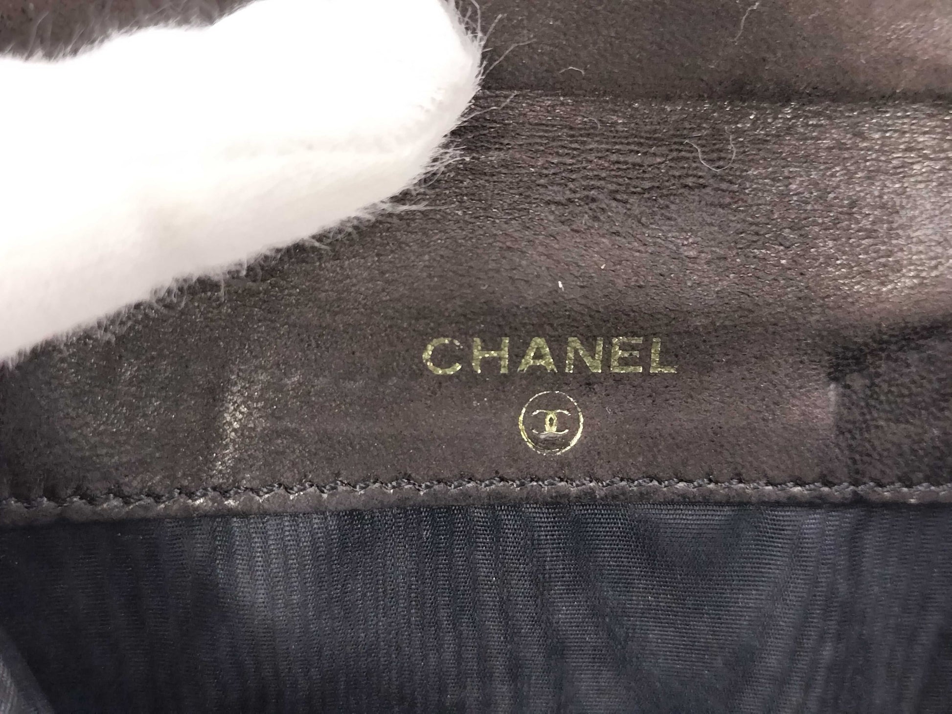 CHANEL Caviar Skin Compact Wallet