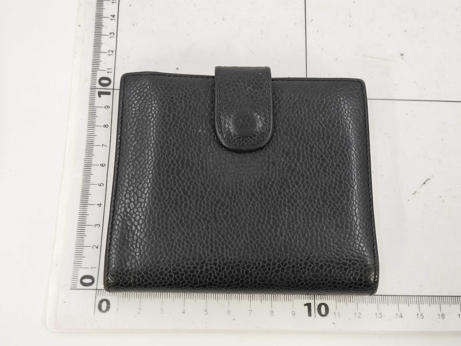 CHANEL Caviar Skin Compact Wallet