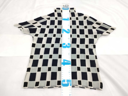 ISSEY MIYAKE Pleated Pattern Short Sleeve Top