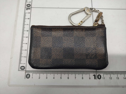 LOUIS VUITTON Damier Pochette Clé Coin Case
