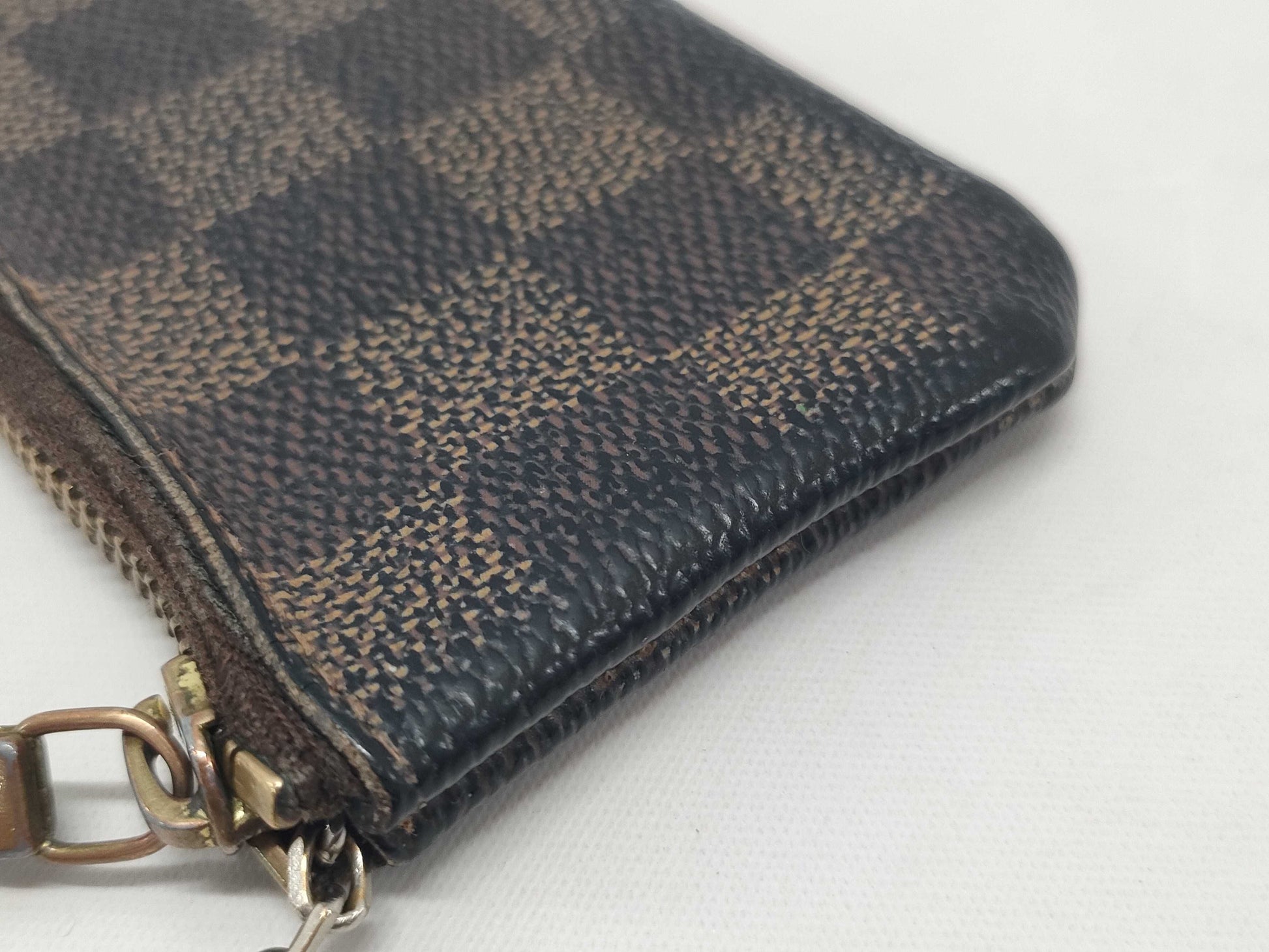 LOUIS VUITTON Damier Pochette Clé Coin Case