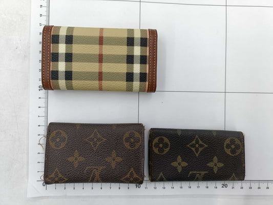 LOUIS VUITTON Multicle/Beautiful Burberry/Key Case Set Wallet