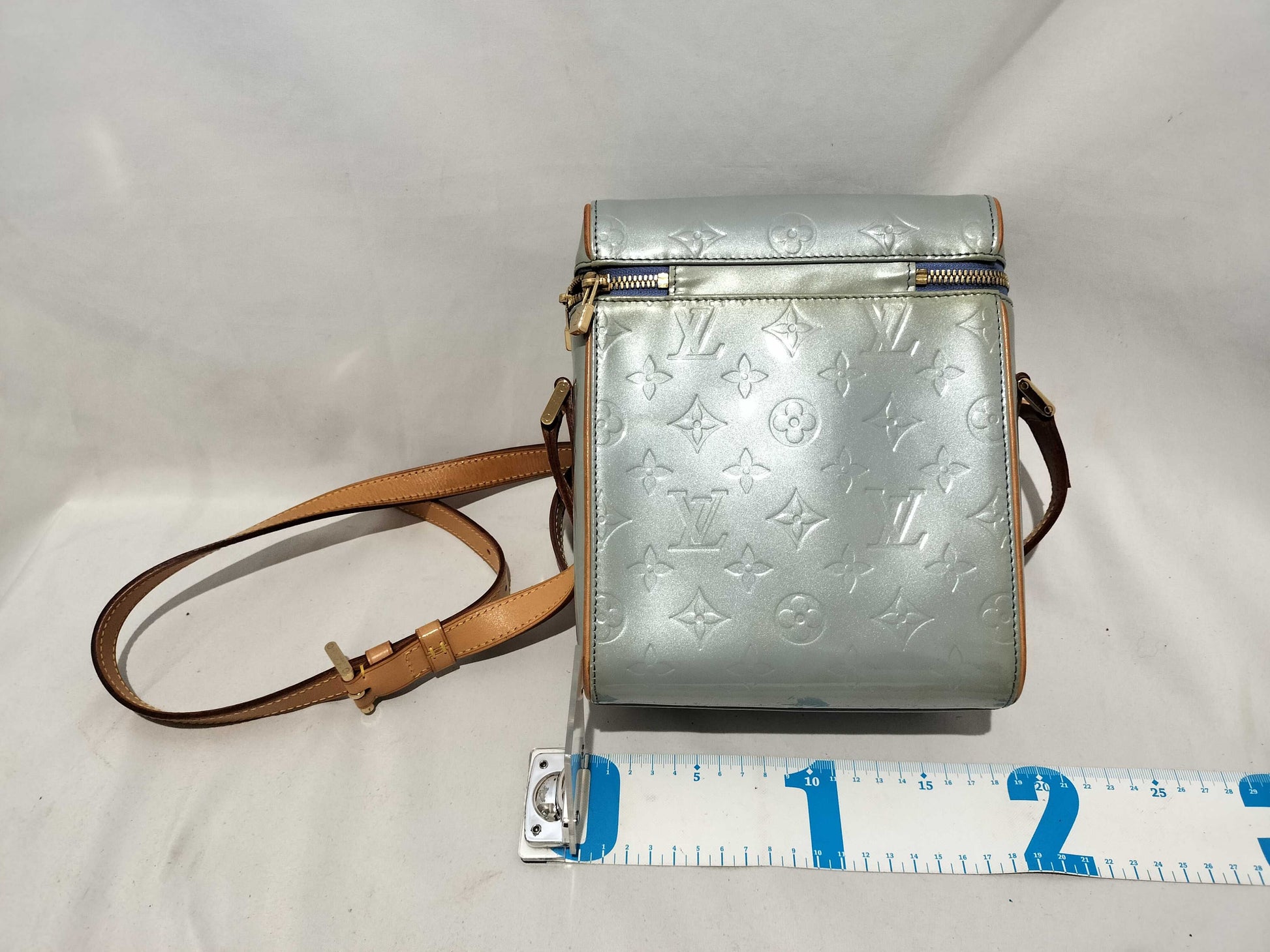 LOUIS VUITTON Vernis Sullivan Vertical Shoulder Bag