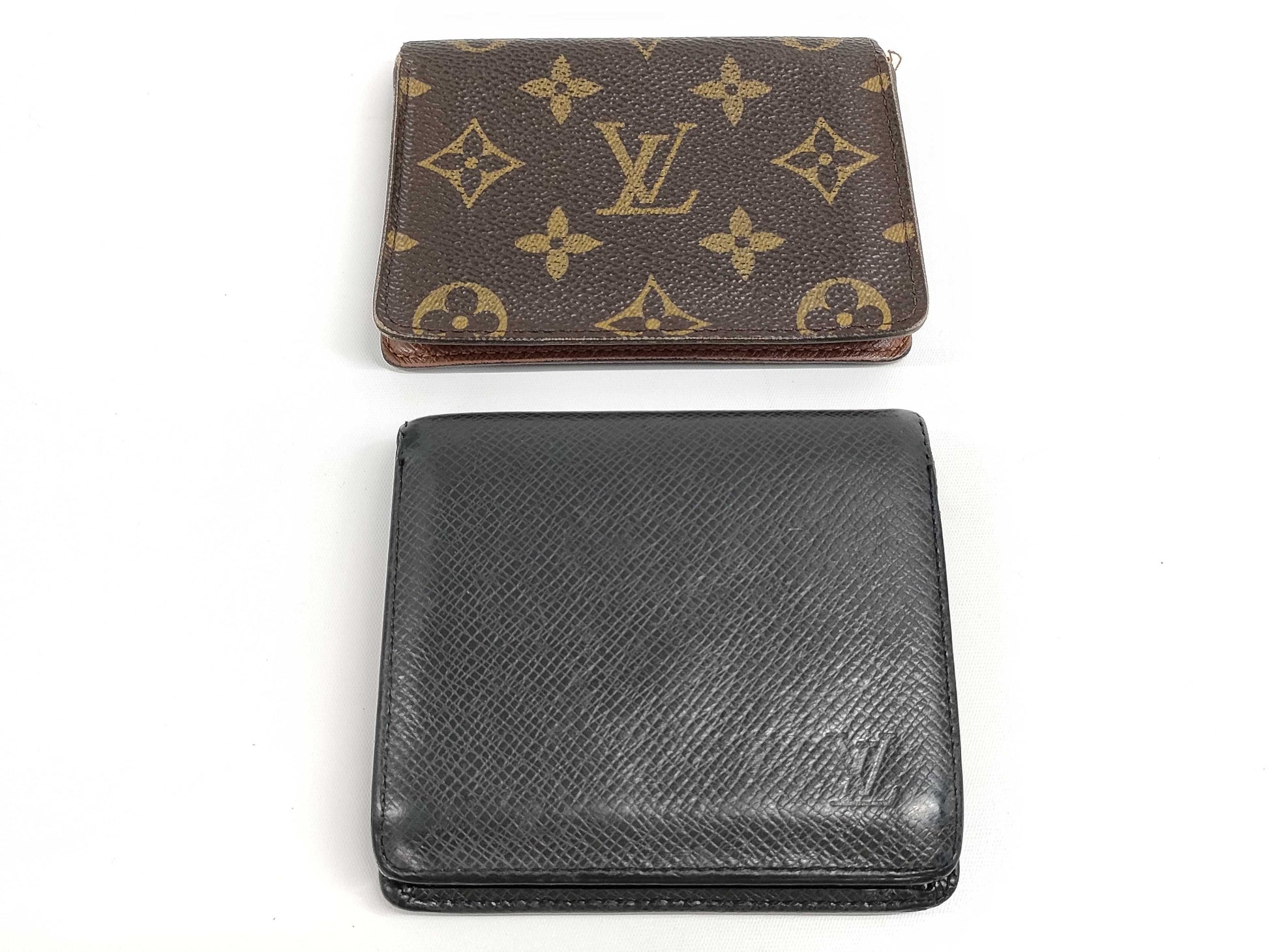 LOUIS VUITTON 2-piece wallet set