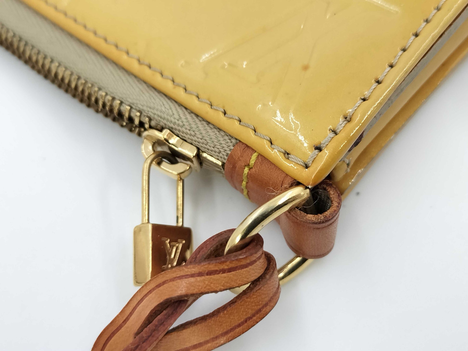 LOUIS VUITTON Vernis Lexington Pouch