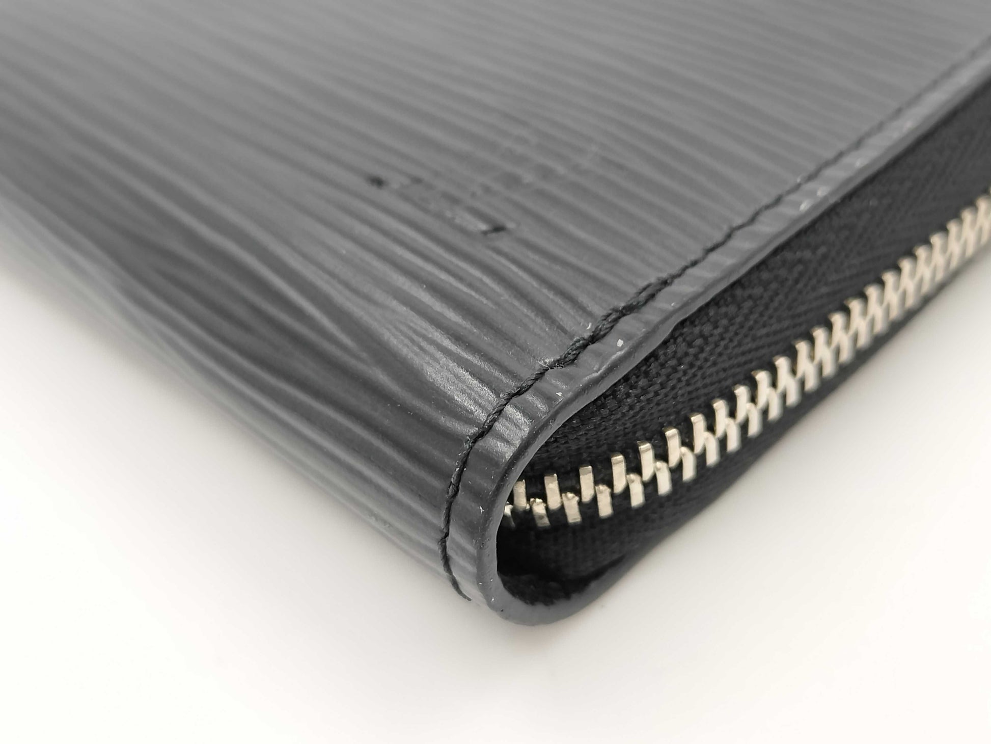 LOUIS VUITTON Epi Coin Purse