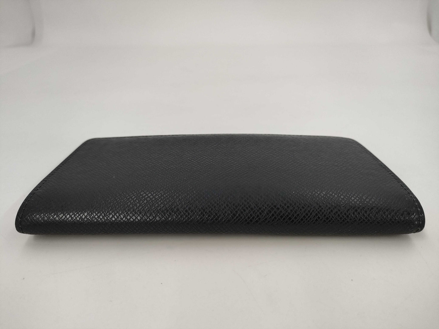 LOUIS VUITTON Taiga Brazza Taiga Wallet