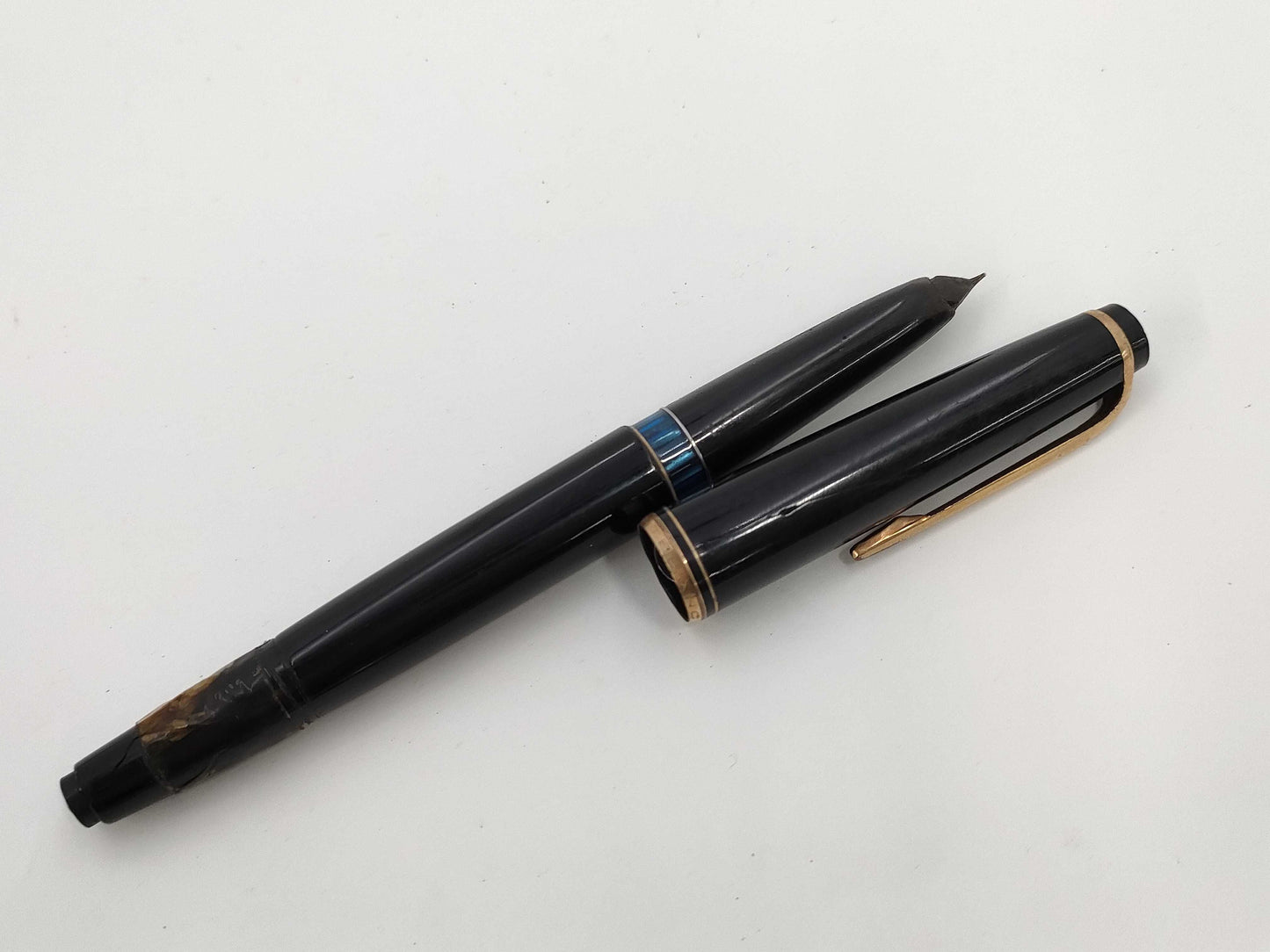 MONTBLANC No. 22 Fountain Pen