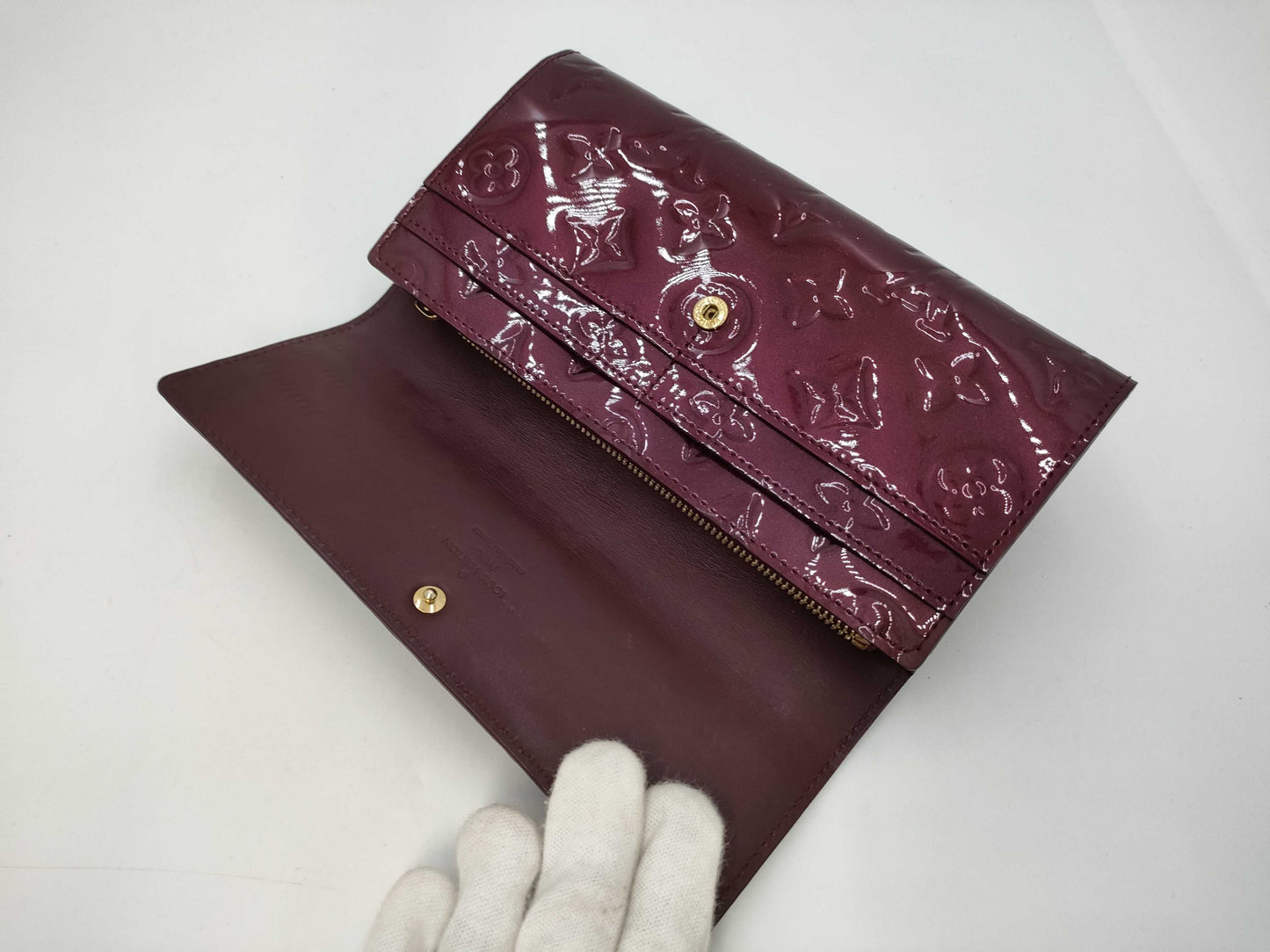 LOUIS VUITTON Vernis Sarah Portefeuille M93524 Wallet