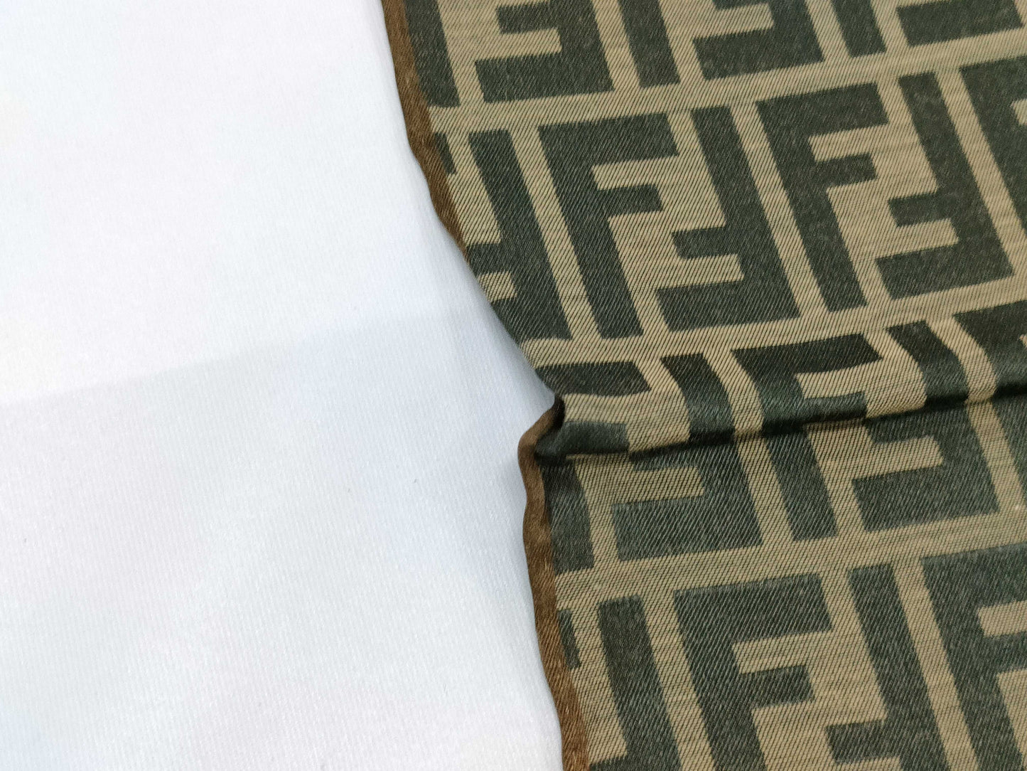 FENDI Zucca scarf