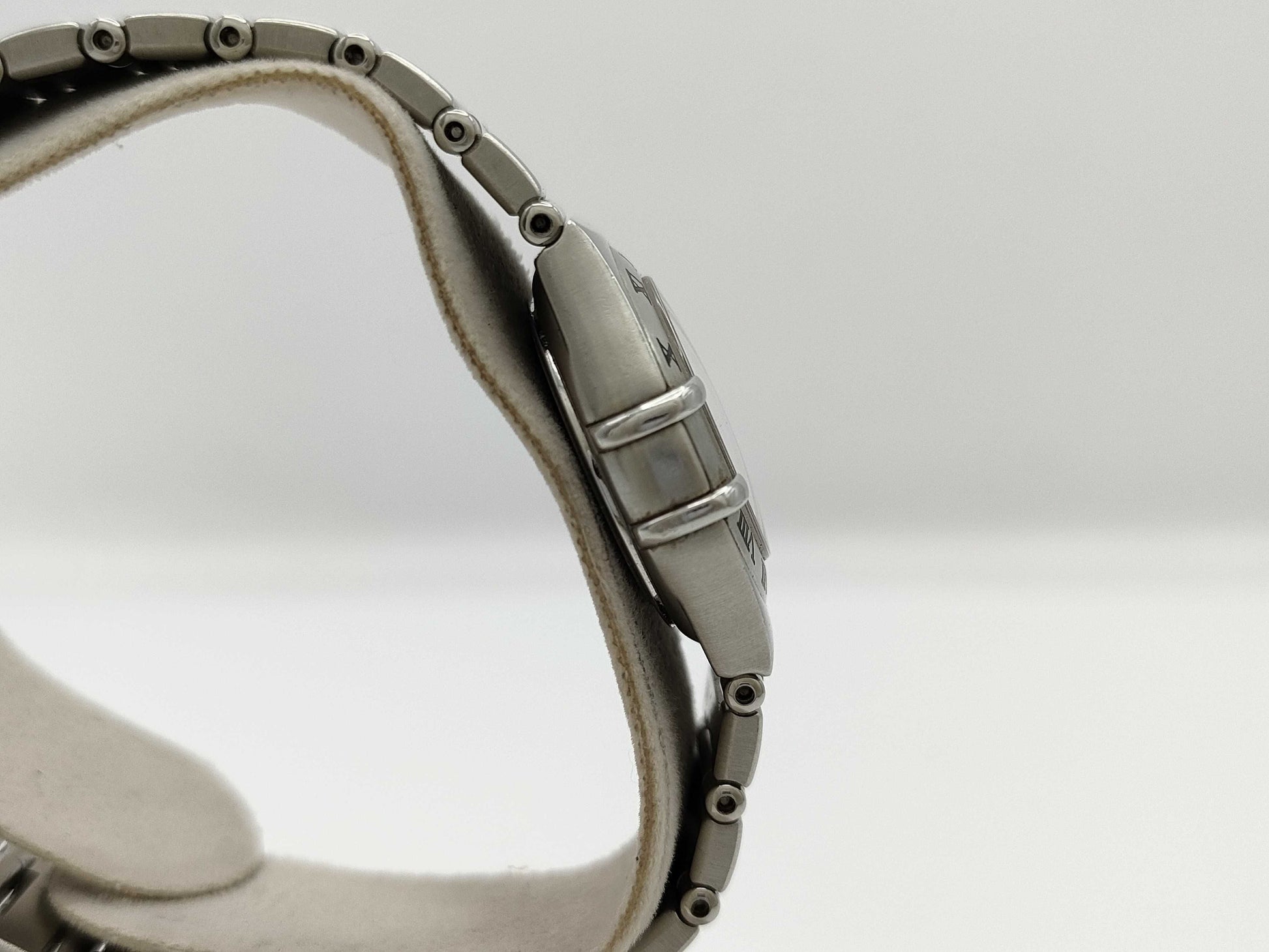 OMEGA 1562.30 90250220 Quartz Women's Watch