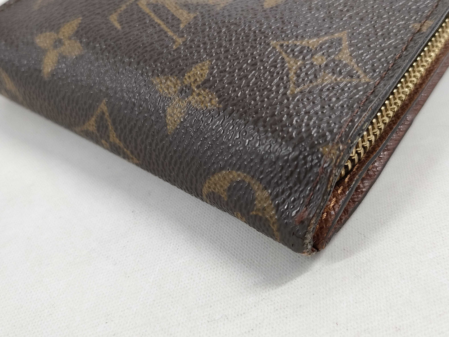 LOUIS VUITTON Monogram Compact Zip Wallet