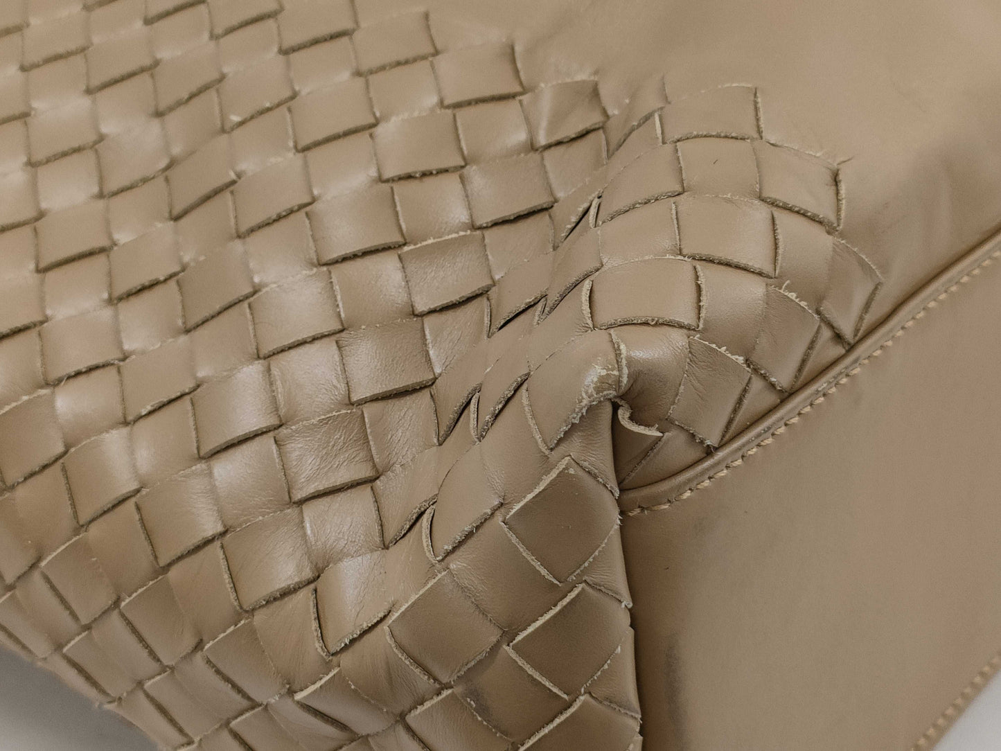 BOTTEGA VENETA Intrecciato Tote Bag