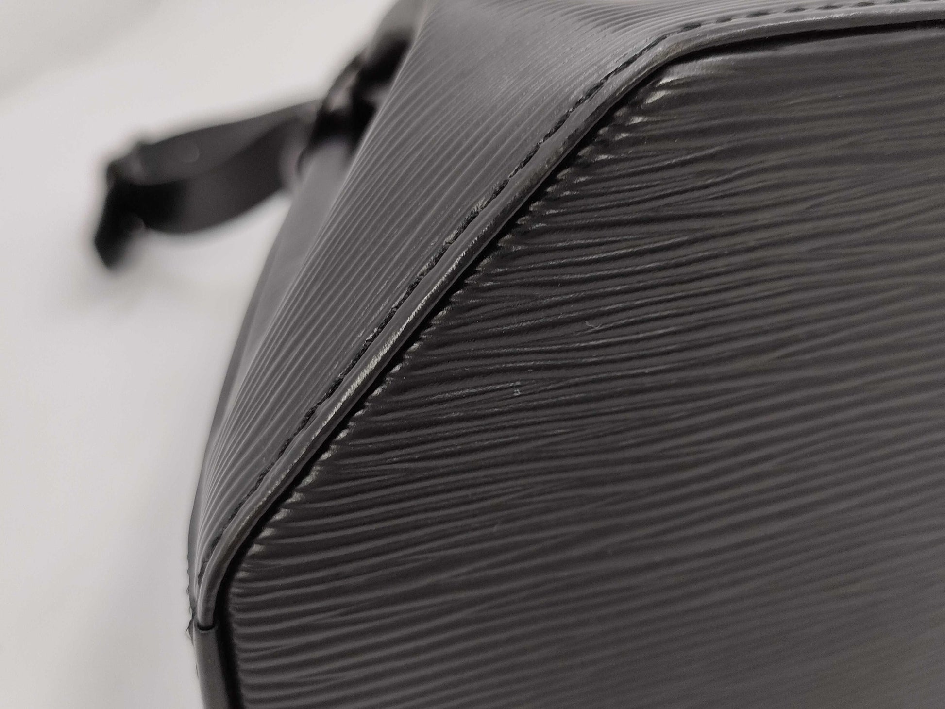 LOUIS VUITTON Epi Sac de Paul Shoulder Bag M80155