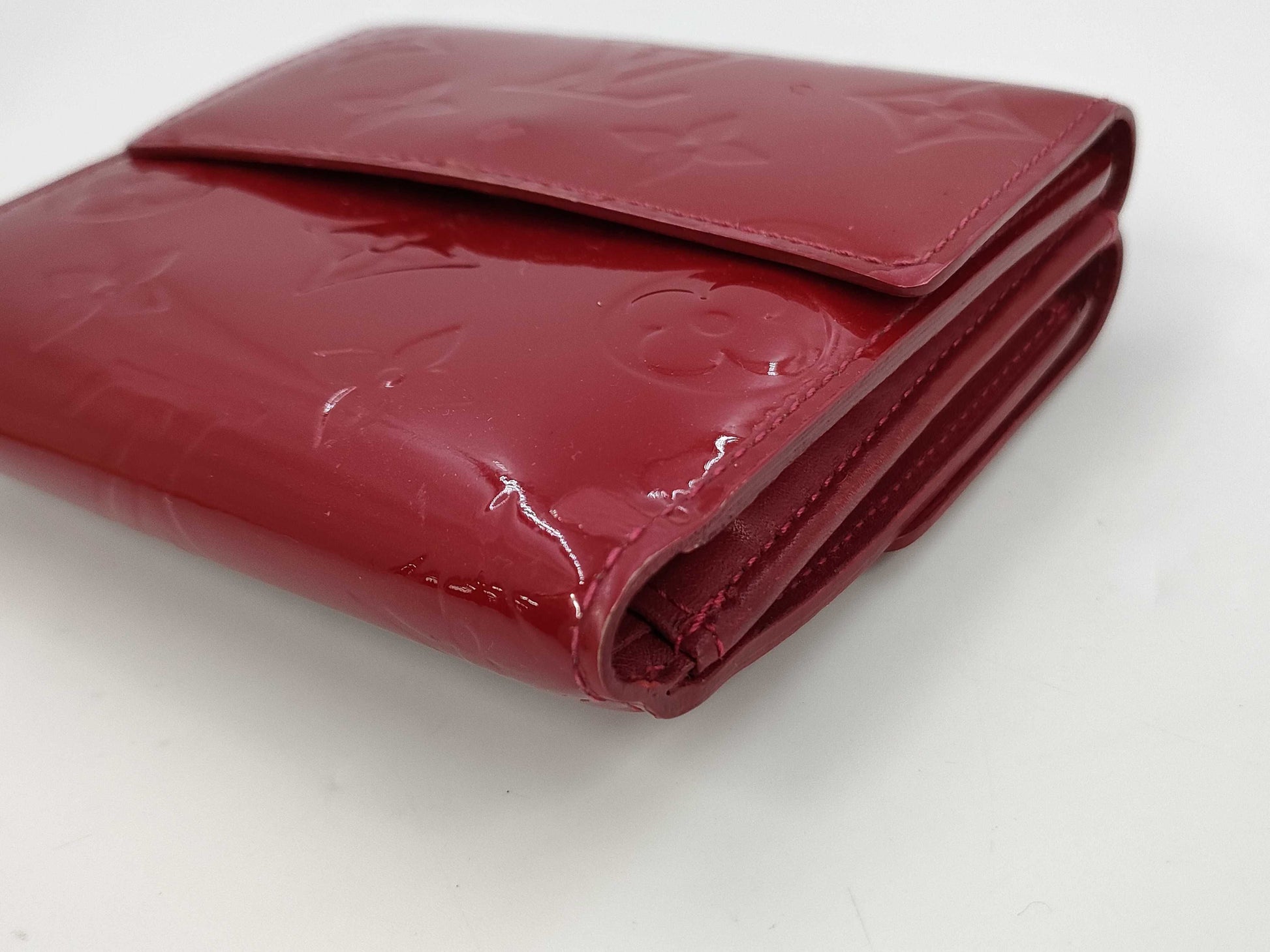 LOUIS VUITTON Vernis Vernis Wallet/Wallet with peeling prevention