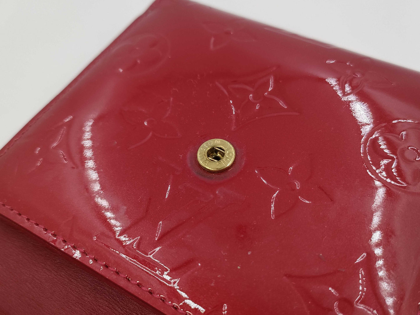 LOUIS VUITTON Vernis Vernis Wallet/Wallet with peeling prevention