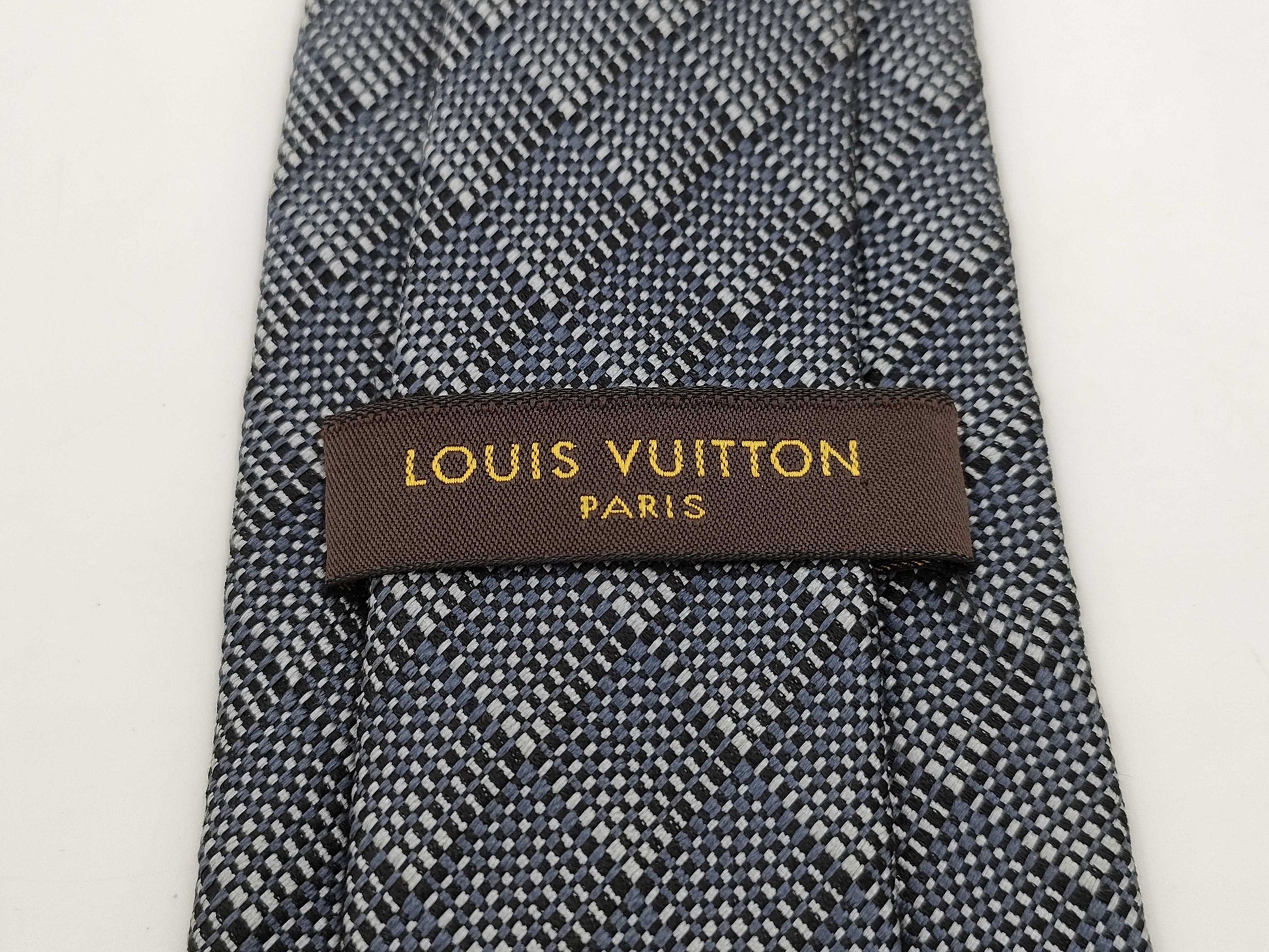 LOUIS VUITTON Gray Blue Tie