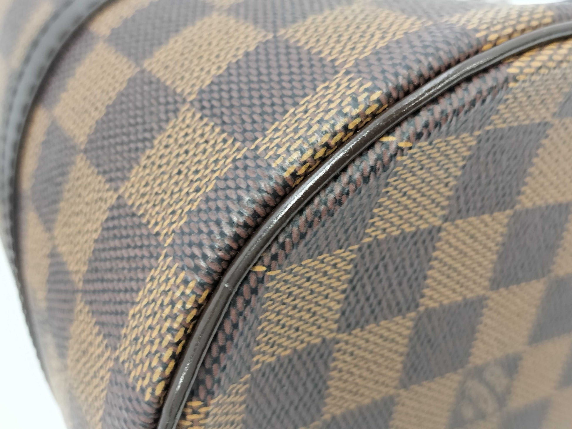 LOUIS VUITTON Damier Papillon/Handbag with Pouch