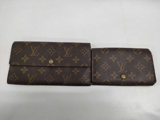 Louis Vuitton Monogram Wallet Set of 2