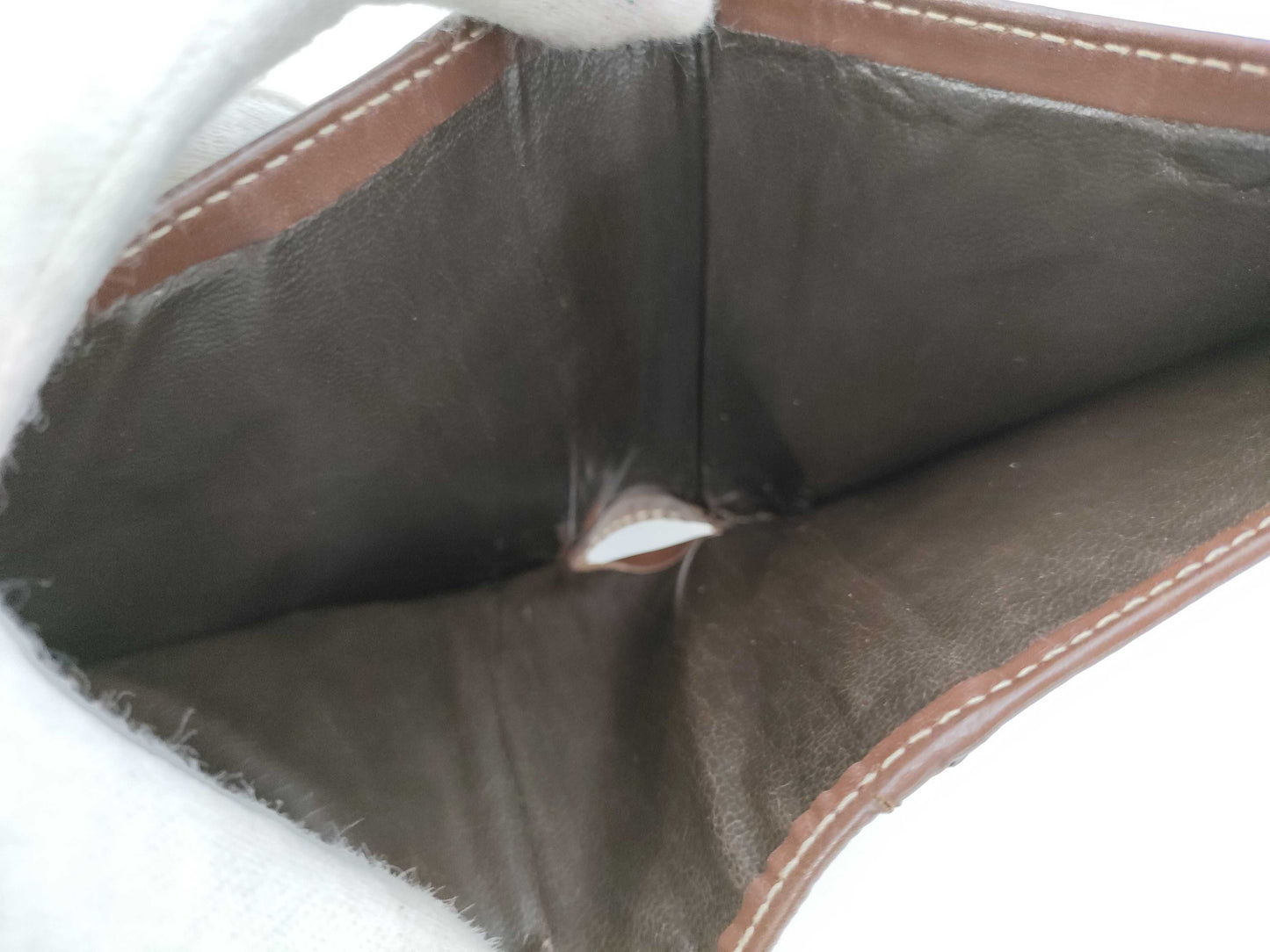 Hunting World Wallet Wallet