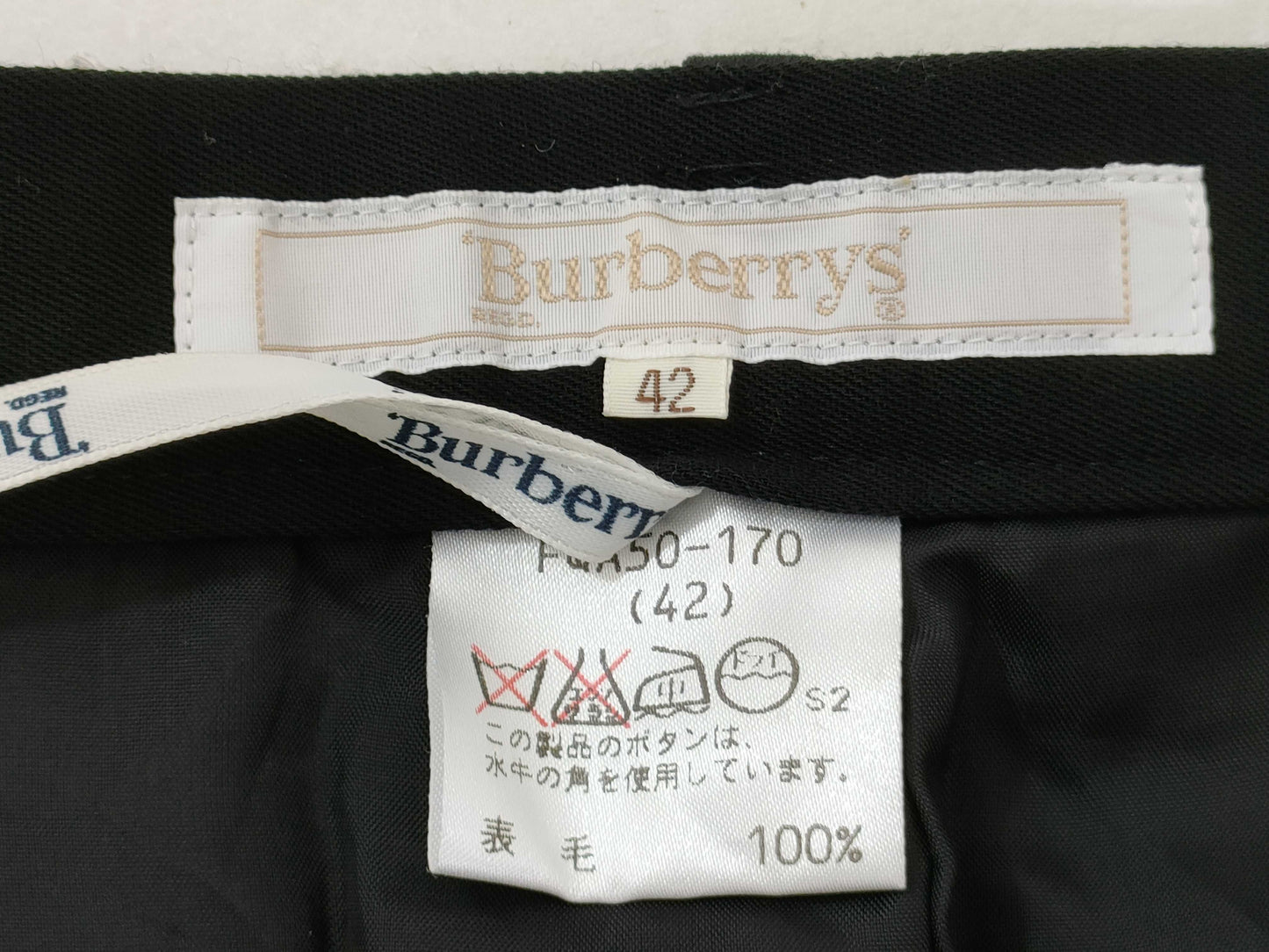BURBERRY □tagged slacks pants