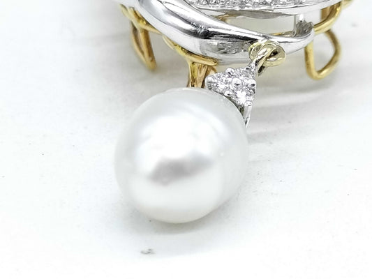 Colored Baroque Pearl, Diameter: Approx. 8.6mm, D0.59ct, 15.7g, K18/Pt900, Brooch